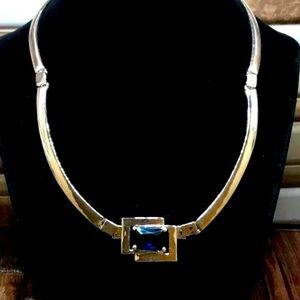 Silver-Tone Pendant Collar Necklace